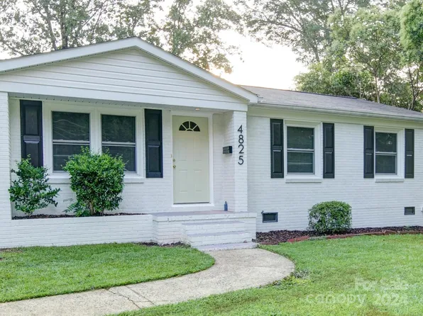 4825 Charleston Dr, Charlotte, NC 28212