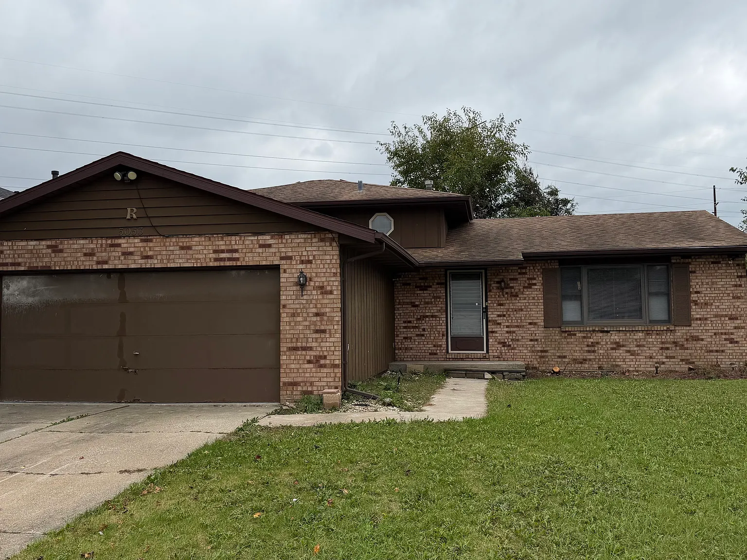 4 bed, 1176 sqft, $2,350 — Photo 1