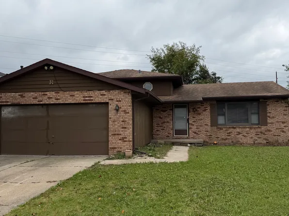 5053 W 90th Ln, Crown Point, IN 46307