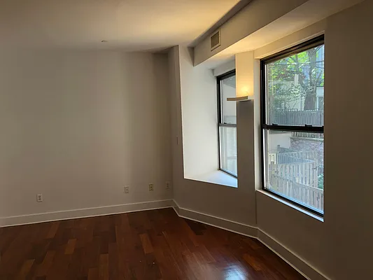 Sold by Keller Williams NYC | media 14