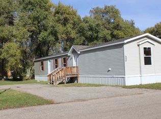 1325 27th St SE LOT 207, Minot, ND 58701