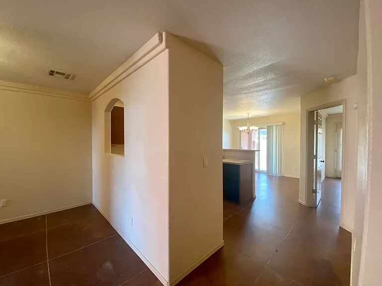 3860 Las Colinas Dr — Photo 3