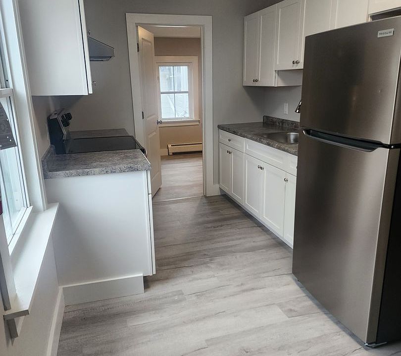 1st image of 52 Hickok St