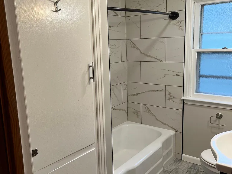 321 Crosby Ave #UPPER — Photo 3