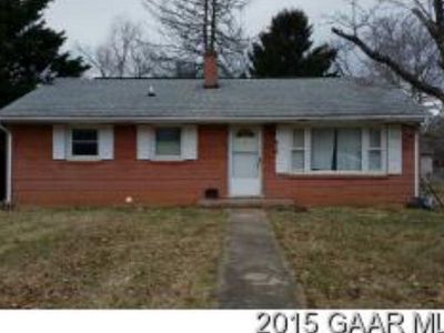 219 Howard Ave, Waynesboro, VA, 22980