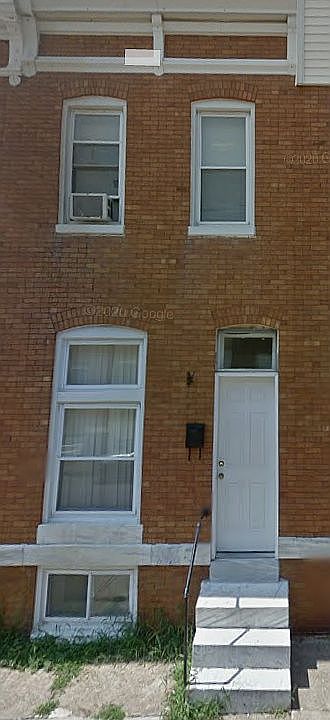 1st image of 718 N Streeper St