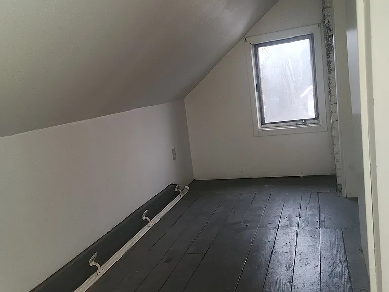 102 Marvin Ave — Photo 14