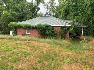 11 Gibson St, Canton, NC 28716