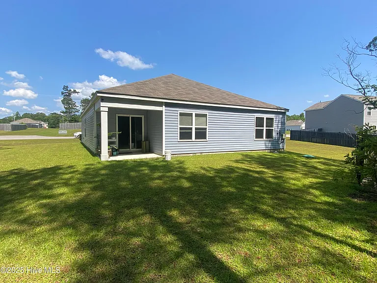 413 High Ridge Ct — Photo 8