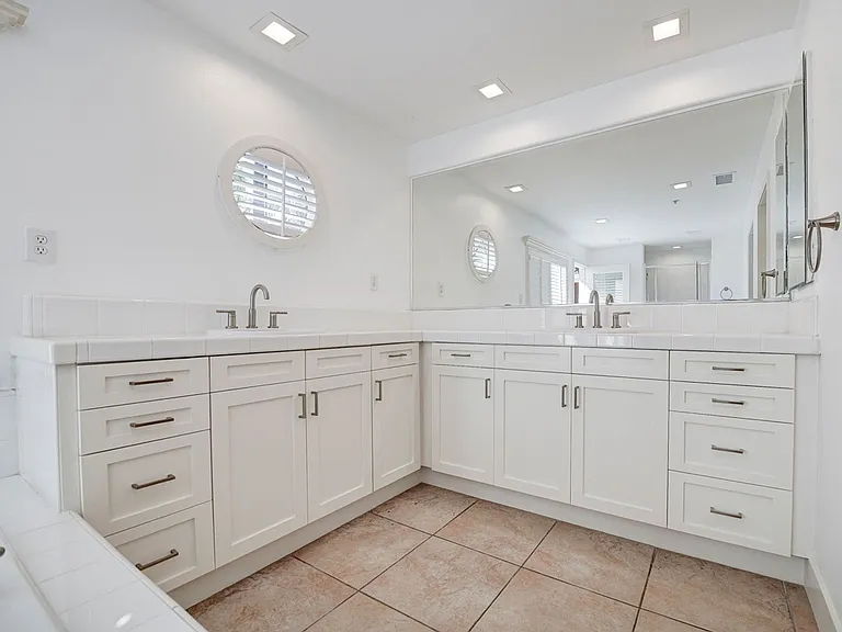 1 Chimney Ln — Photo 23