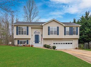 6915 Devon Dr, Cumming, GA 30028