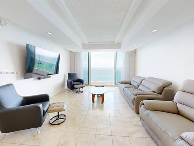 3140 S Ocean Dr APT 2106, Hallandale, FL, 33009