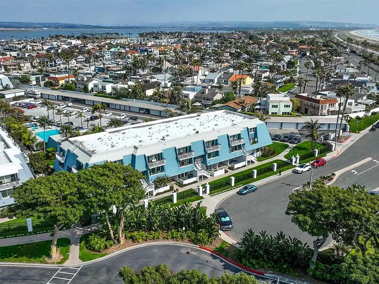 5 Montego Ct — Photo 35