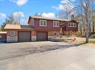 5 Roy St, Raymond, NH 03077