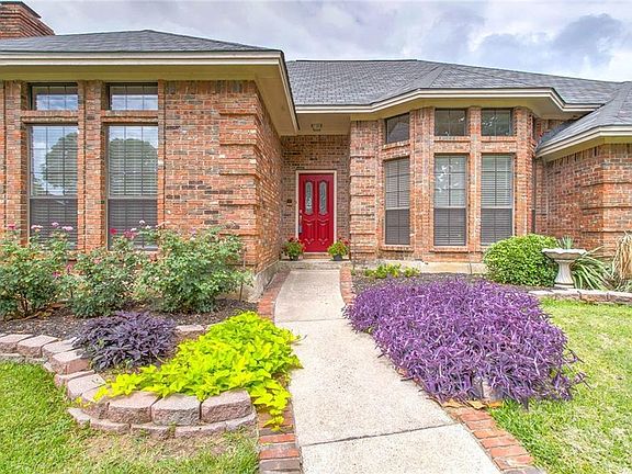 4th image of 4220 Old Dominion Dr