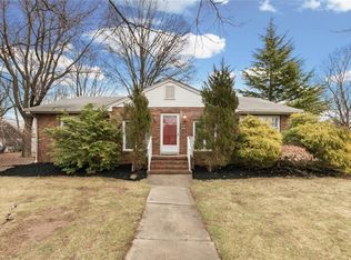 1065 Apache St, North Brunswick, NJ 08902