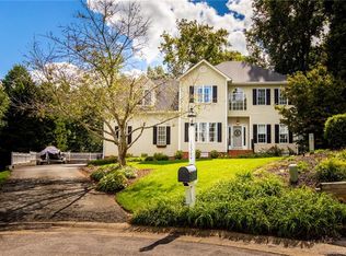 12300 Point Sunrise Ct, Midlothian, VA 23112