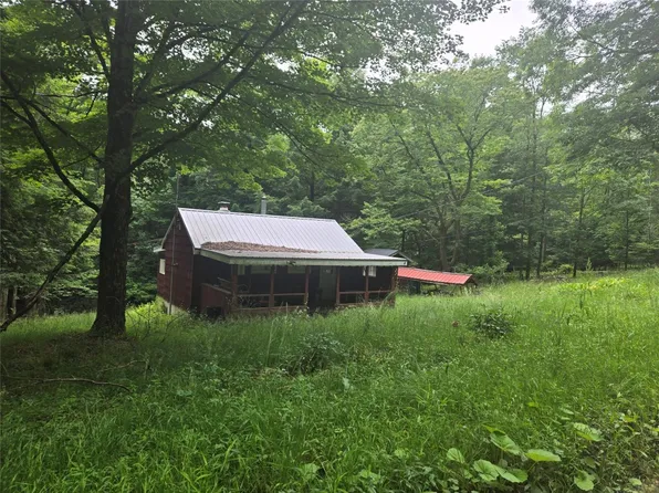 555 Buckley Rd, Pittsfield, PA 16340