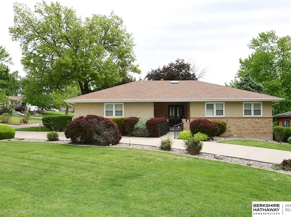 8401 S 26th St, Bellevue, NE 68147