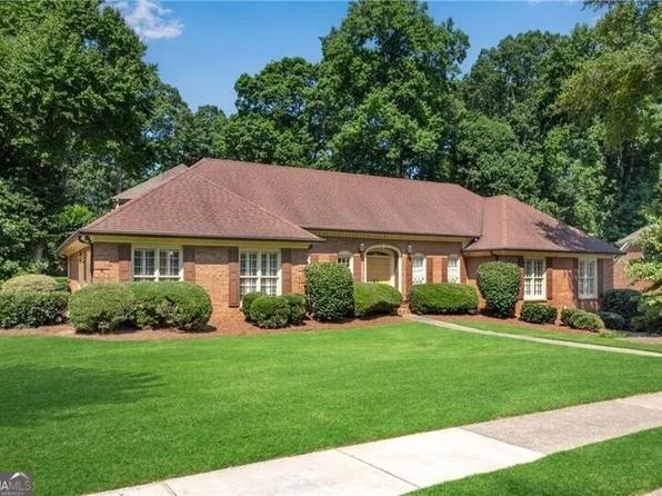 4063 Penhurst Dr, Marietta, GA 30062