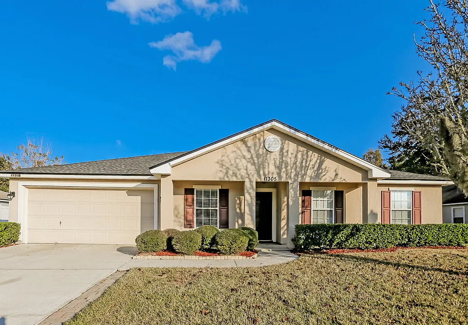 11305 Silver Key Dr
