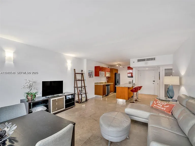 100 Lincoln Rd #308 — Photo 1