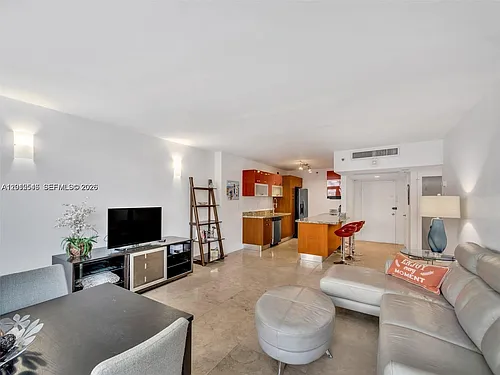100 Lincoln Rd #308 Photo 1