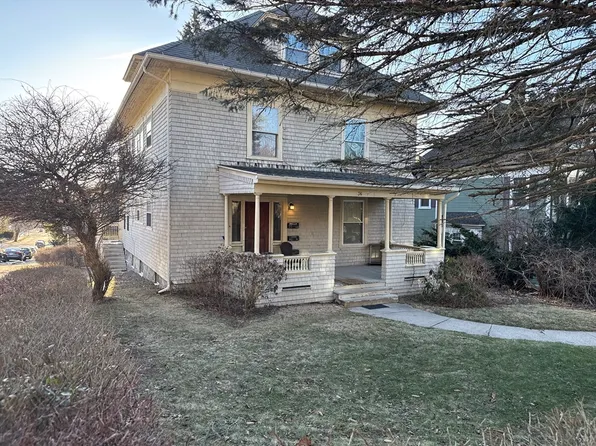 36 Westland St, Worcester, MA 01602