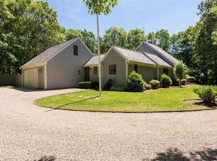 81 Leonard Dr, Osterville, MA 02655