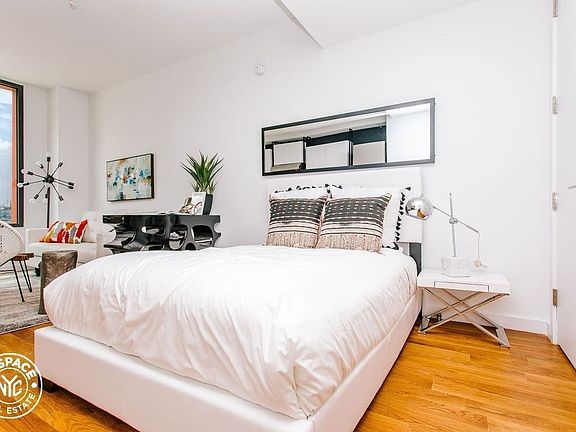 3rd image of 123 Melrose St #77