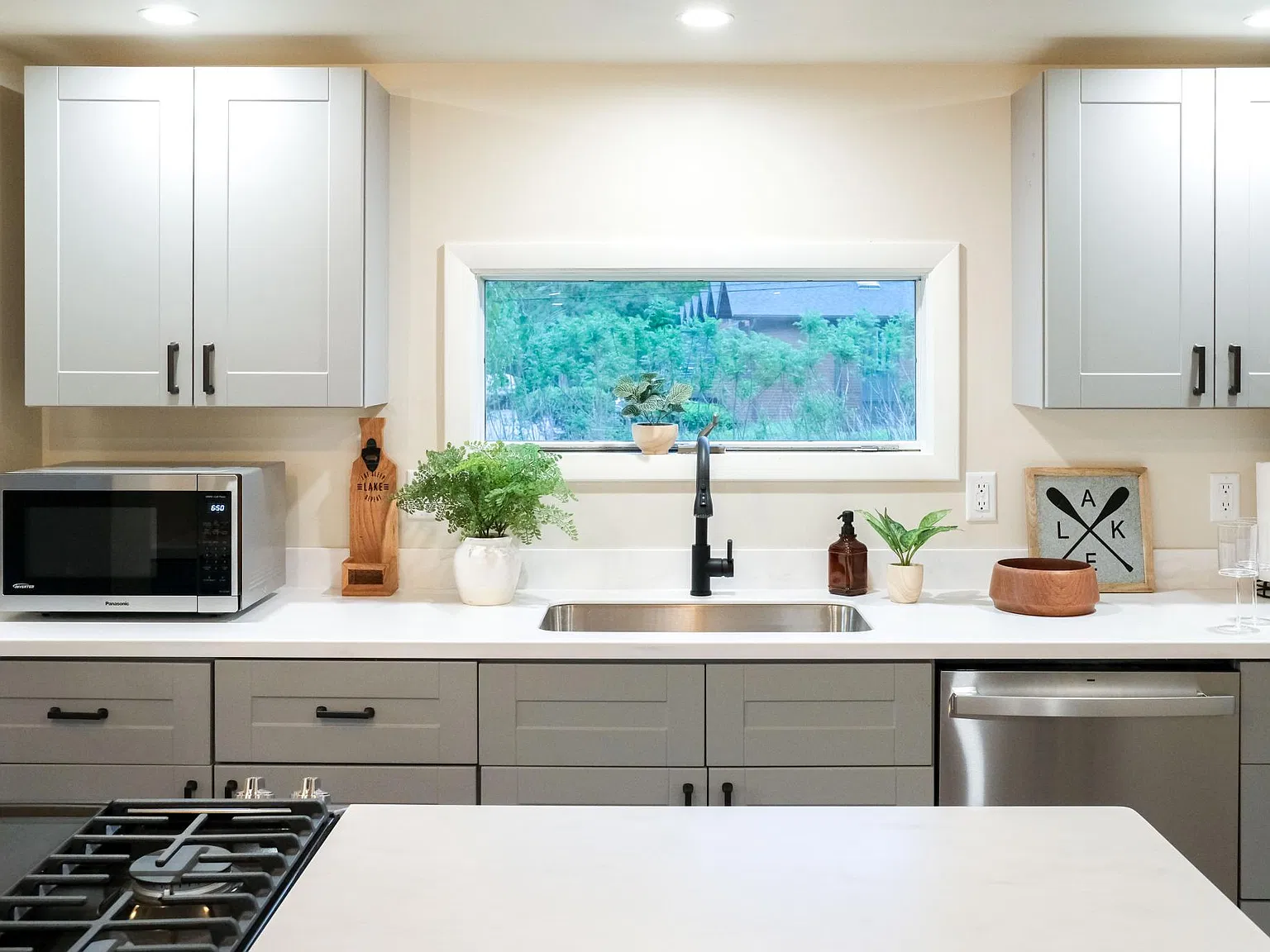 3 bed, 1452 sqft, $3,000 — Photo 3