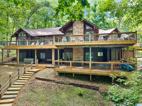 487 Poplar Pl, Wedowee, AL 36278