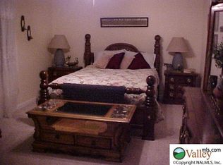 321 Lynnwood Cir, Decatur, AL 35603