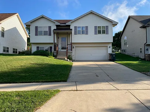 6921 Village Park Dr Photo 1