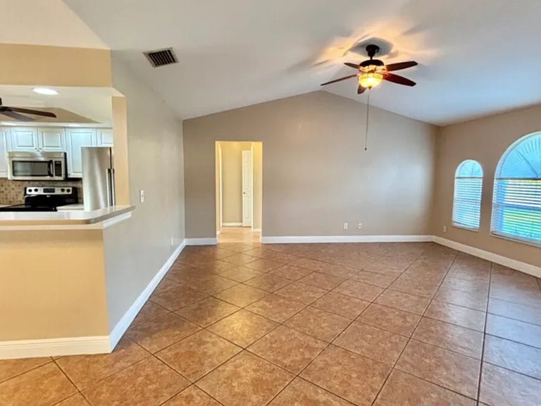 4343 SW Sands Blvd — Photo 51