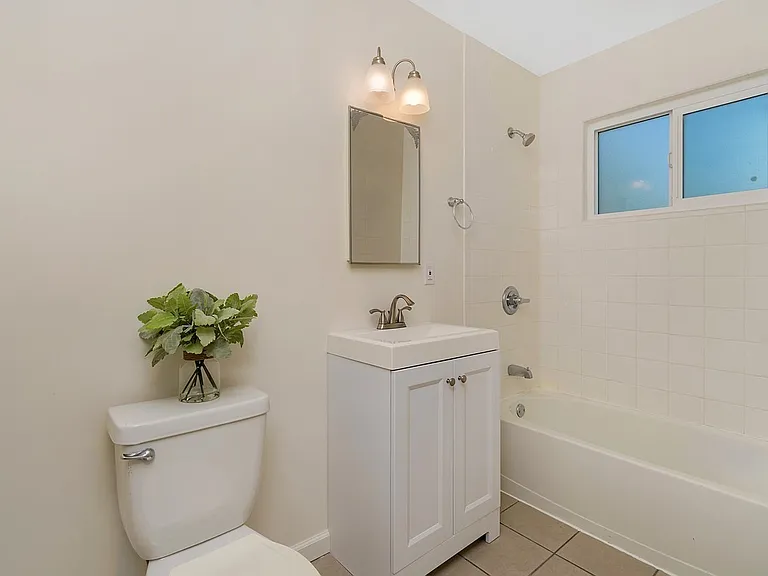 1315 Puls St — Photo 16