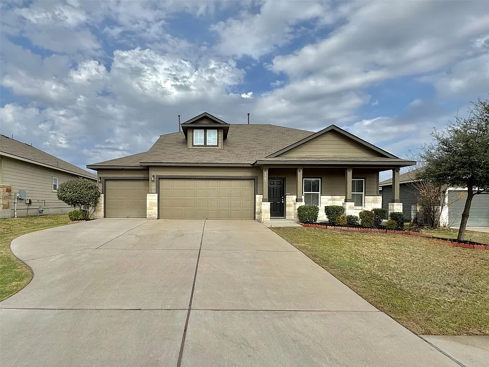 1521 Maier Dr
