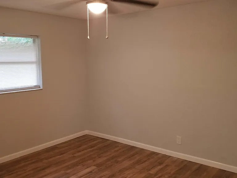 743 S Swinton Ave #1 — Photo 12
