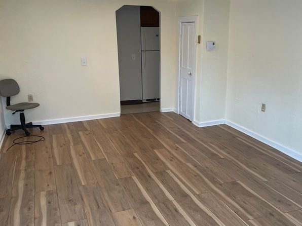 18 Jackson St #3