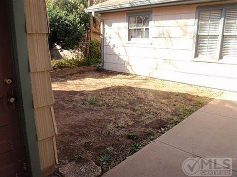 2nd image of 758 Davis Dr