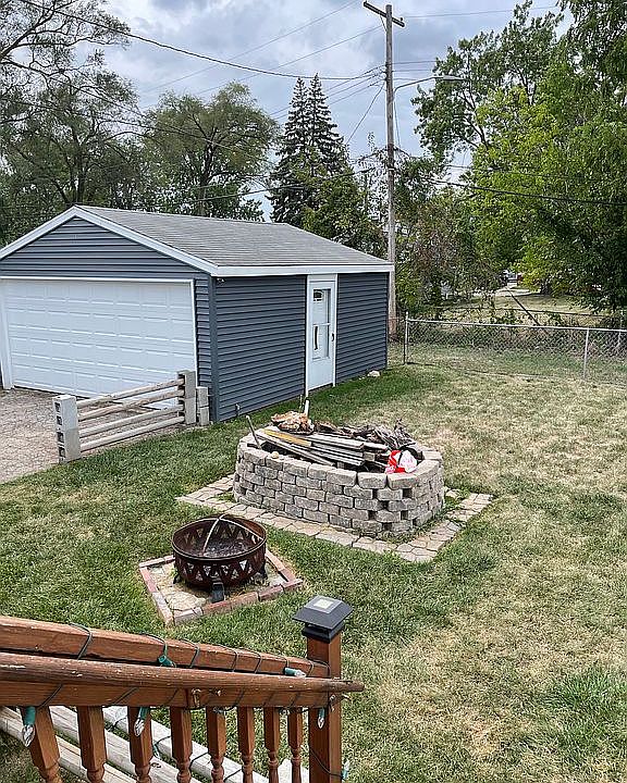 2nd image of 4620 7th St