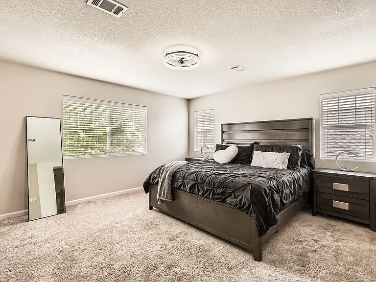 12125 Helena St — Photo 17