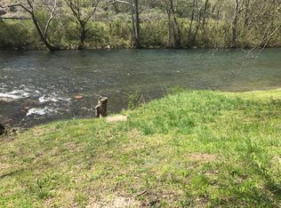 252 E Leatherwood Dr, Walland, TN 37886