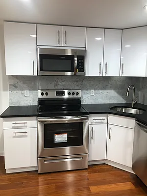 Rented by Richard Macias, LREB | media 4