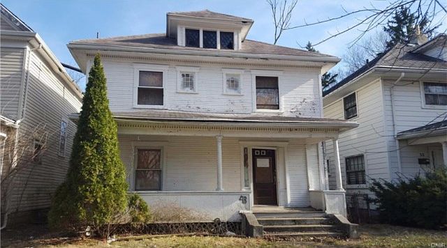2nd image of 48 Fountain Ave