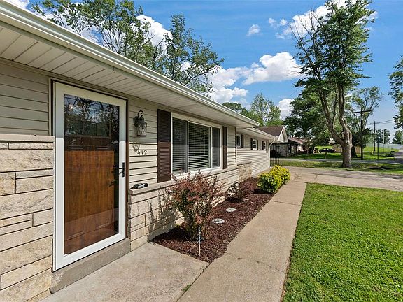 2nd image of 412 Northview Dr