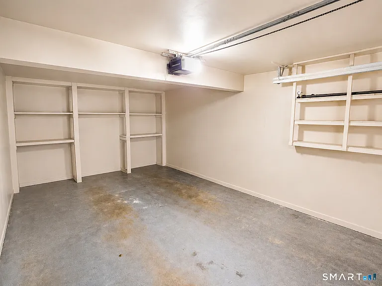 56 Doman Dr — Photo 17