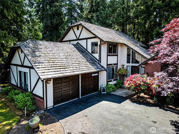 15026 62nd Avenue W, Edmonds, WA 98026