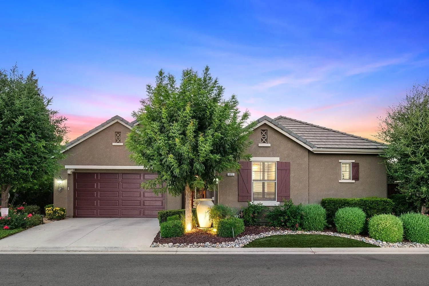 3513 Knightsbridge Ln photo 1