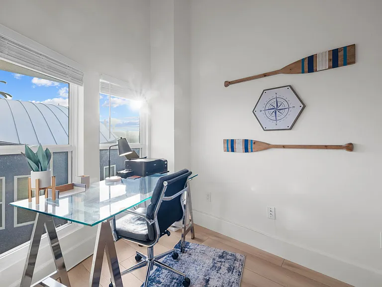 401 N Coast Hwy N #305 — Photo 10